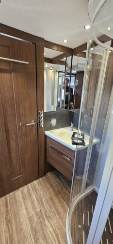 Niesmann-Bischoff -  Flair 920